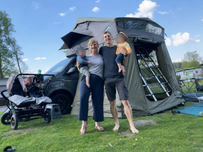 Familiencamping mit Dachzelt im echten Alltag
